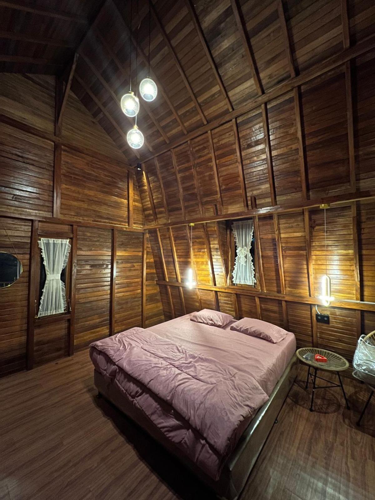 Noerbaya House Bukittinggiヴィラ エクステリア 写真